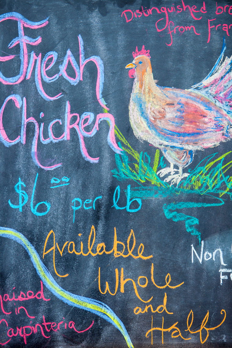 sign for fresh organic chicken